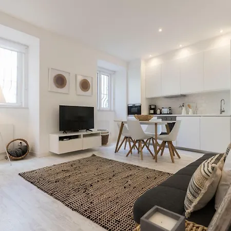 Апартаменты Flh Graca Cozy Flat