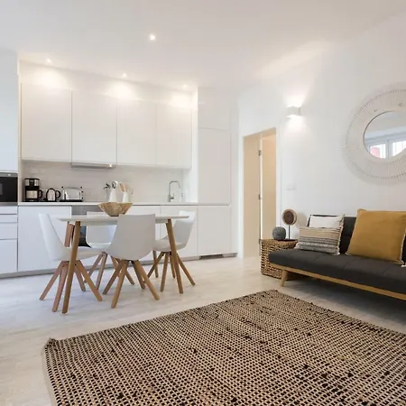 Апартаменты Flh Graca Cozy Flat *